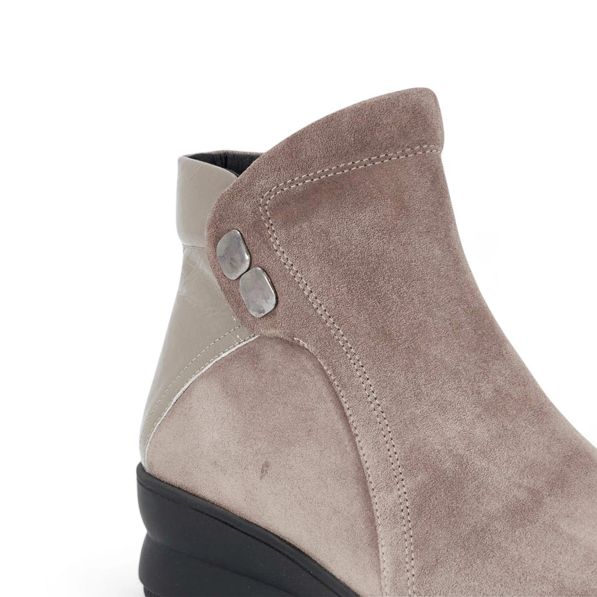 Scholl Edda Stud Ankle Boot